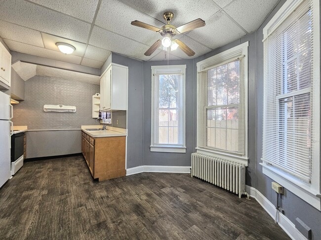 Photo - 1358 W Main St