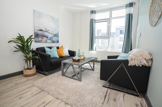 Photo - 239 Albert St