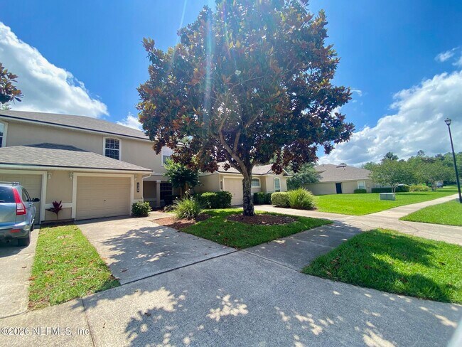 Photo - 1530 Vineland Cir