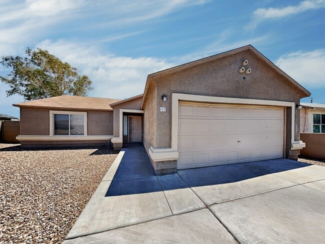 623 W Romley Ave - 623 W Romley Ave House