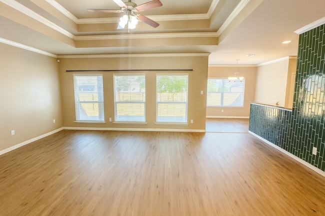 Photo - 219 Chering Dr