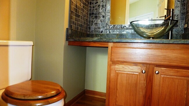 Photo - 367 Hunterdon Ct