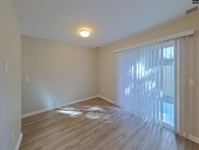 Photo - 31 Gatewood Way