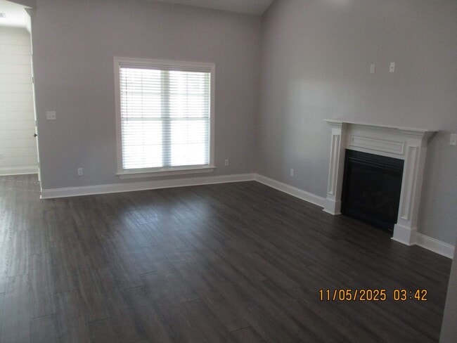 Photo - 112 Bermuda Ln