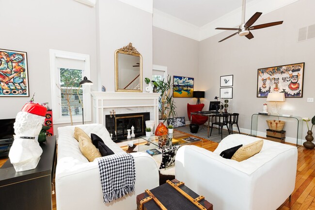 205 18th St SE Unit 3