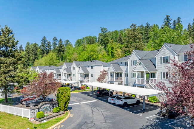 Photo - Emerald Pointe Condominium