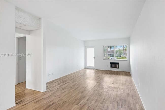 Photo - 600 Layne Blvd Unit 128