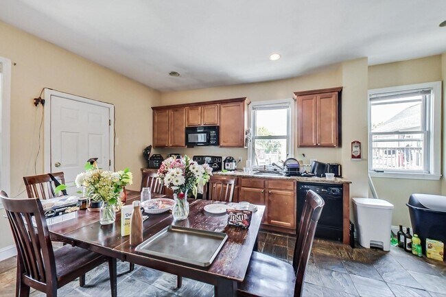 Photo - 47 Hillside St Unidad 2