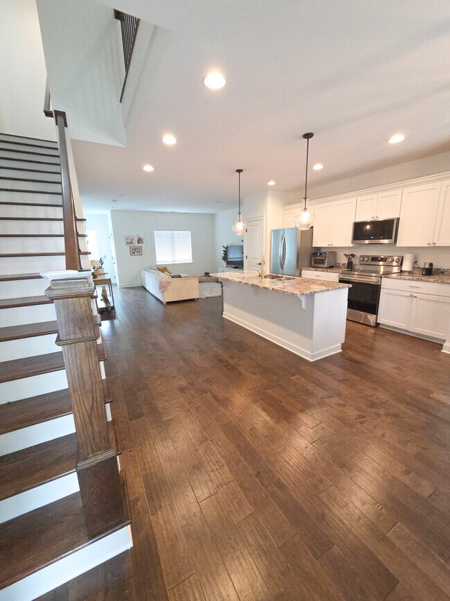 Photo - 3125 St Elmo Ave