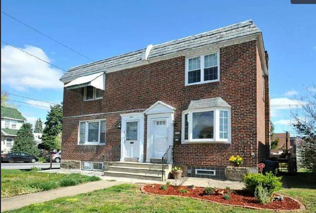 Building Photo - 803 Rhawn St