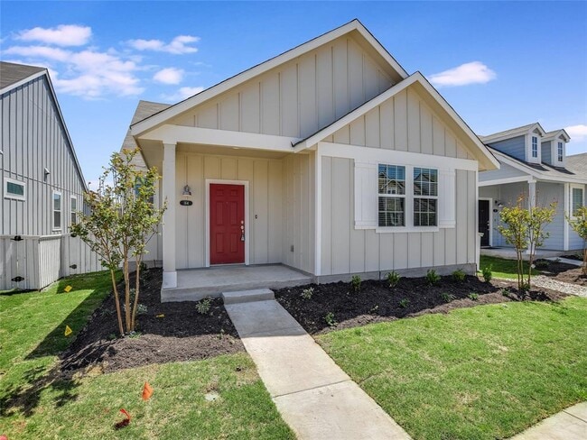 Photo - 164 Fabion St