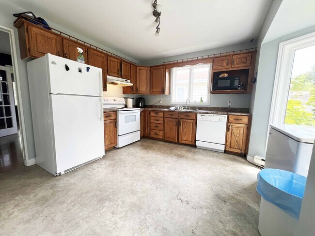 Photo - 73 Neptune Rd