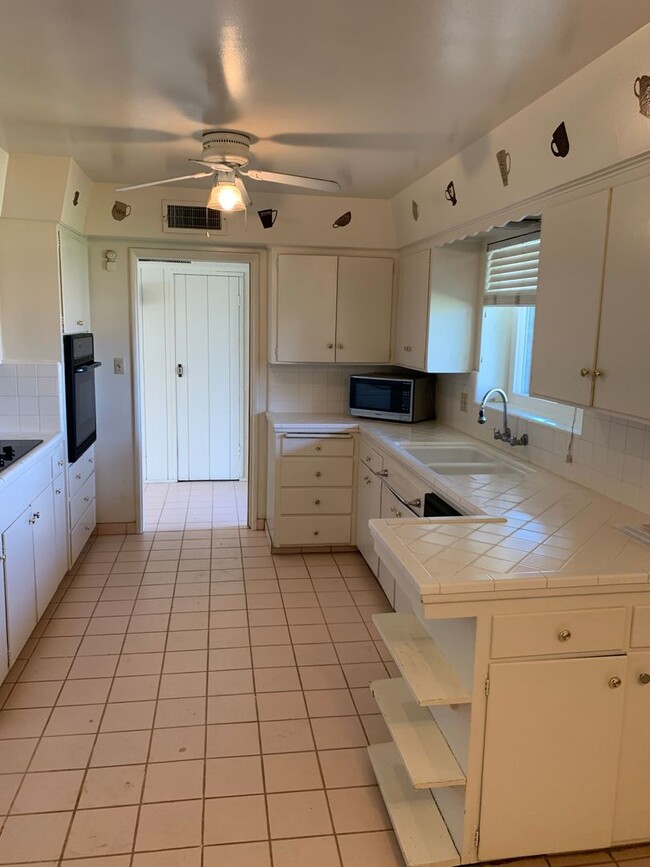 Photo - Contemporary Home with a pool near Bullard High School Fresno, CA