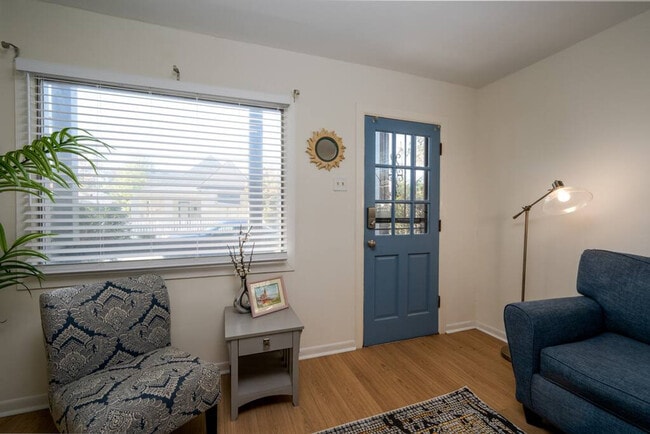 Photo - 880 Blythe St Unit SI ID1608471P