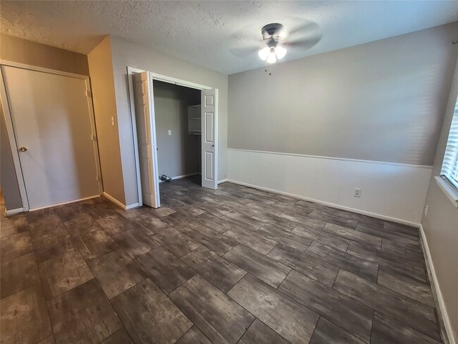 Photo - 17423 Fir Rd