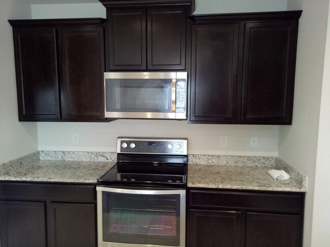 Photo - 4755 Chatterton Way