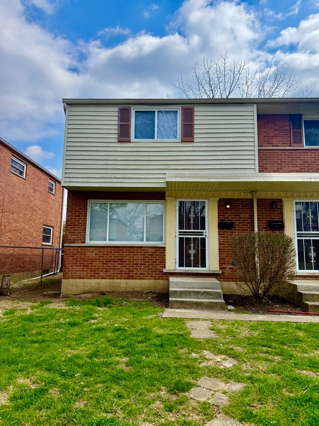 Building Photo - 4944 Fairway Ct Unit 4944 Fairway Ct