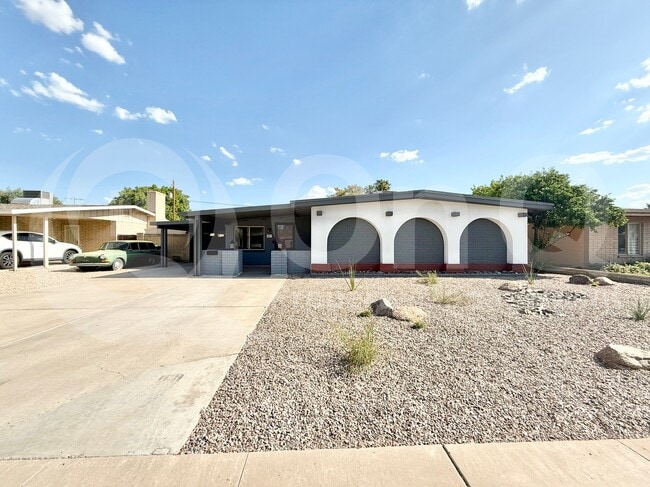 Building Photo - 1413 E Wesleyan Dr Rental