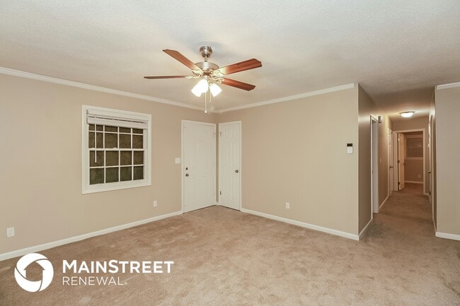 Photo - 3908 Bonnie Ln SE