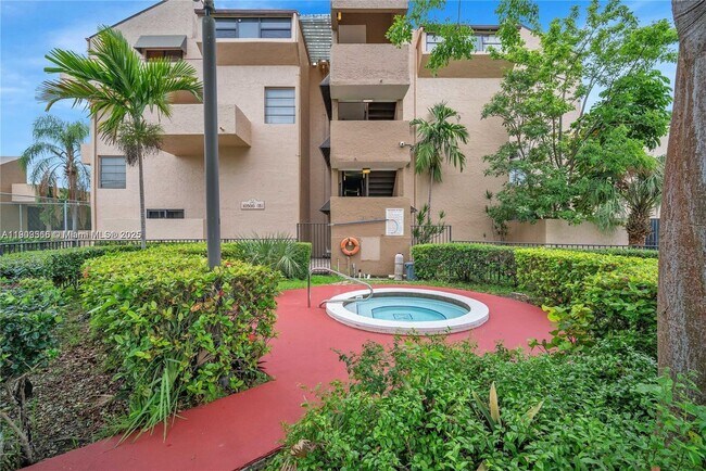 Photo - 10500 SW 108th Ave Unit B113