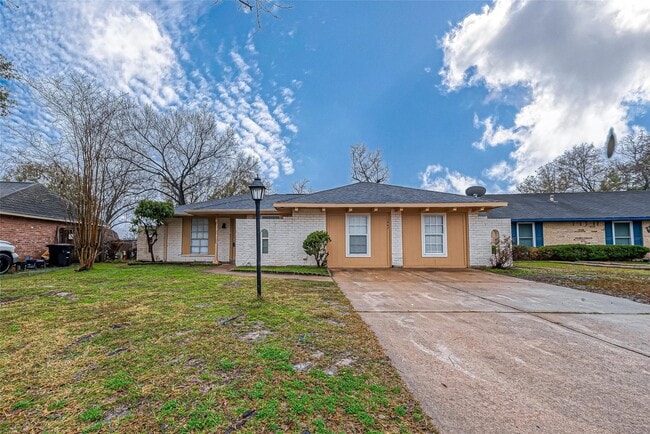 Photo - 1447 Willow Rock Rd