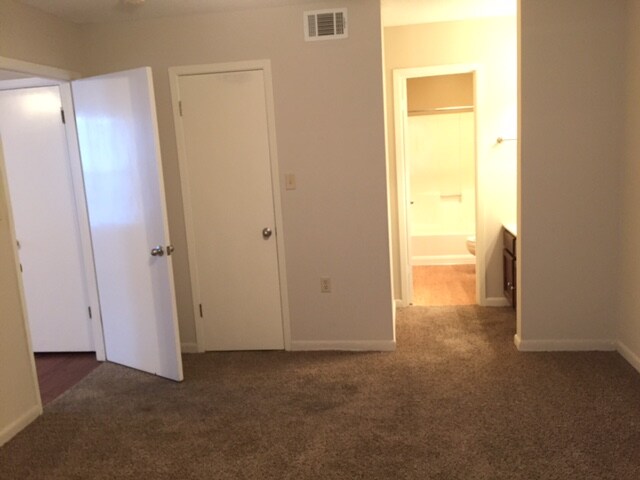 Lexington Apartments