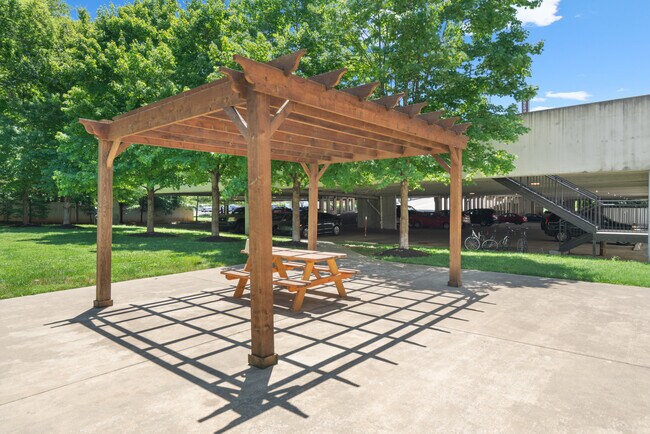 Photo - Registry at Bowling Green