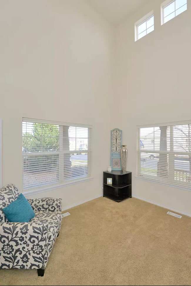 Photo - 1609 Wildflower Dr