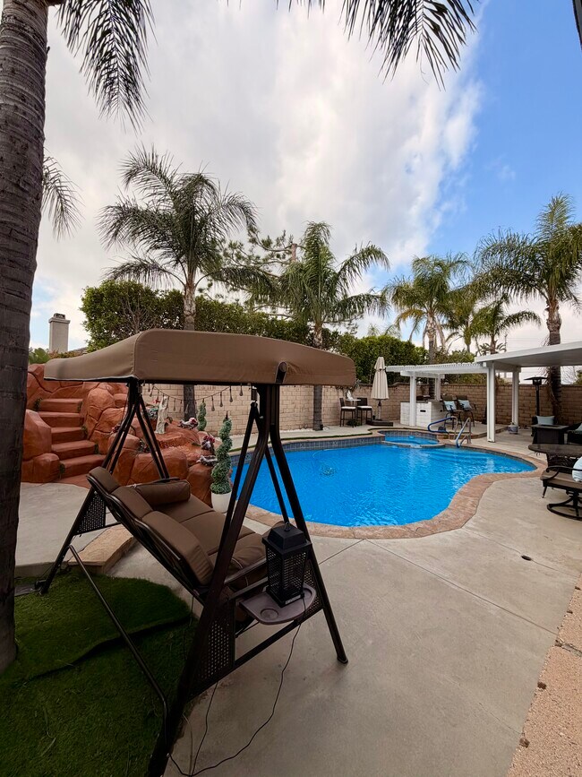 Photo - 12241 Queensbury Dr