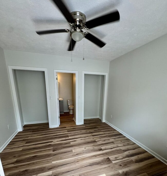 Photo - 1228 Cambria St NE