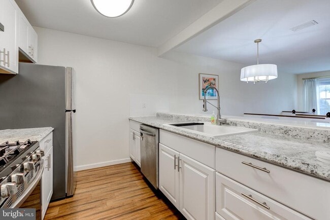 Photo - 421 Wendover Dr