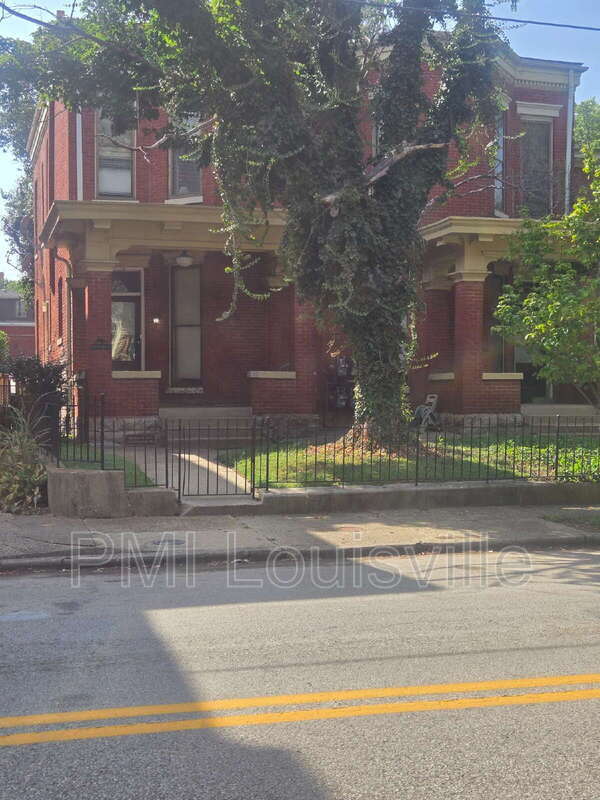1156 S Brook St Unit 4