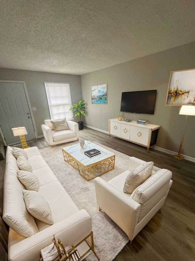 Photo - Glendale Apartments