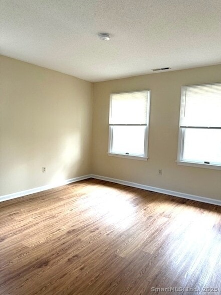 Photo - 25 Old Turnpike Rd Unidad Building 25 16