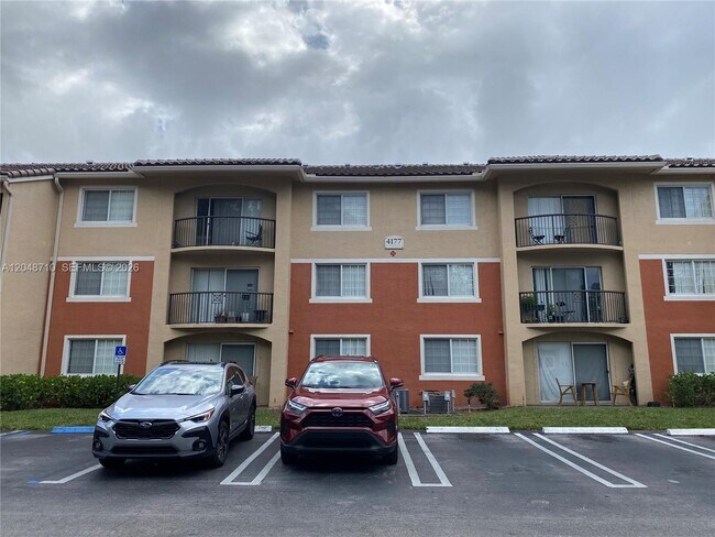 4177 N Haverhill Rd Unit 808