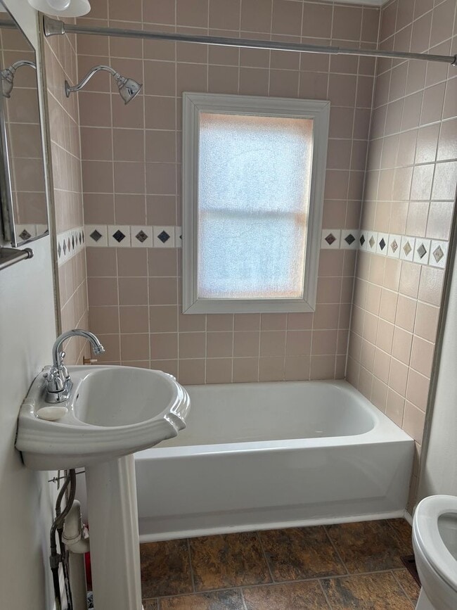 Photo - 2 Bedroom / 1 Bath Home Kingsport TN