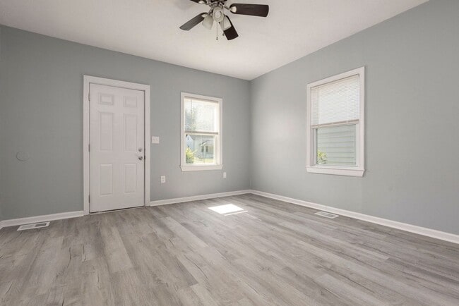 Photo - 3624 Parthenia Ave
