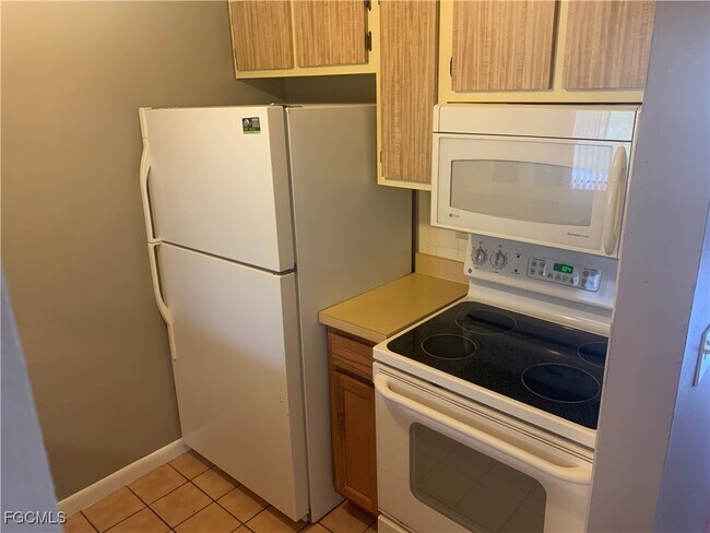 Photo - 4520 SW 7th Pl