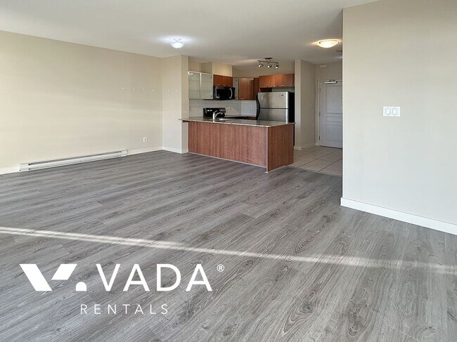 Photo - King Edward Village 1 Bedroom Apartment Re... Unit 553