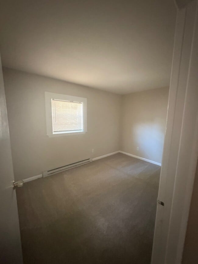 Photo - Enota Garden Apartments