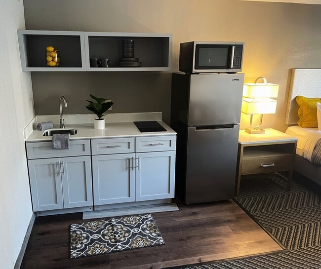 Vivo Living Charlotte (Tryon)