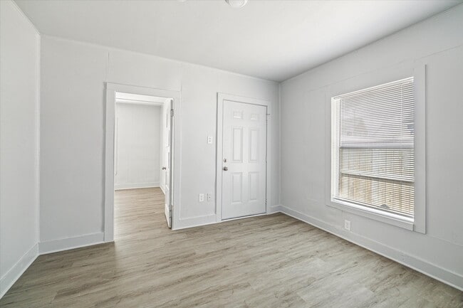 Photo - 3429 Beulah St