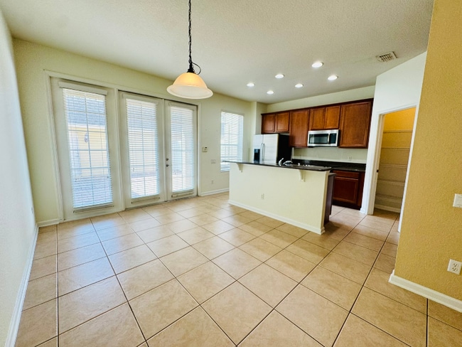 Photo - 12974 Vennetta Way