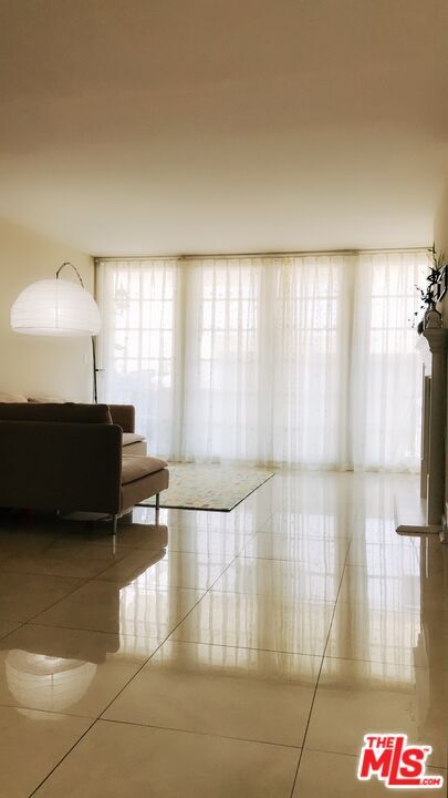 Photo - 1430 Colby Ave Unit 204