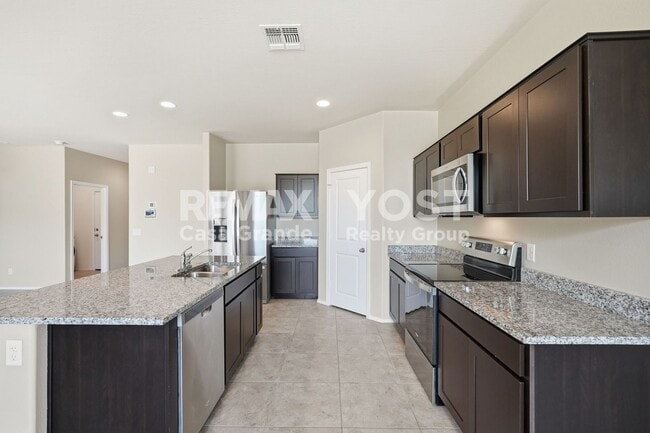 Photo - 3570 N Cinnabar Ln