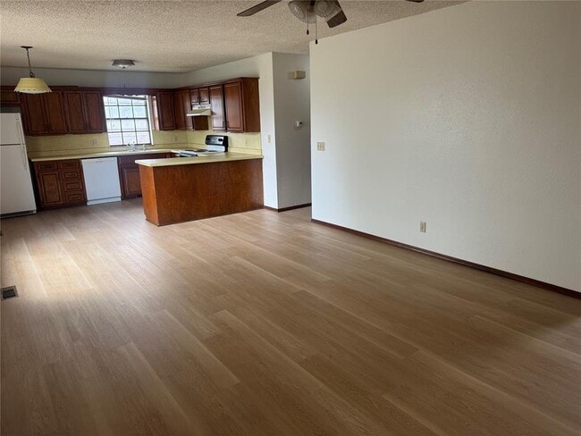 Photo - 1338 N Washington Ave