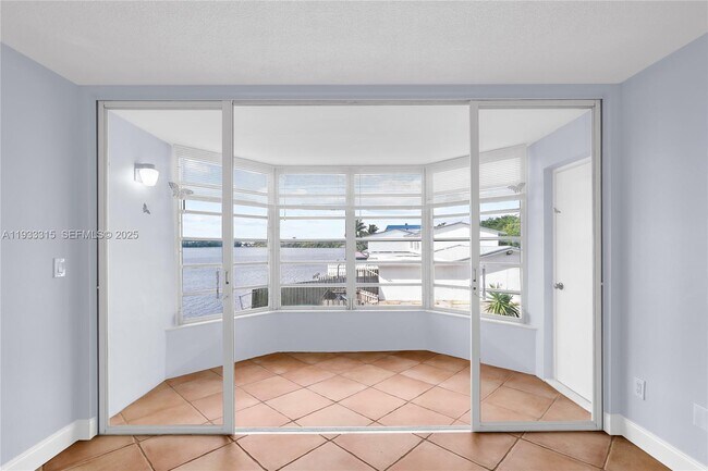 Photo - 1300 NE 191st St Unit A202