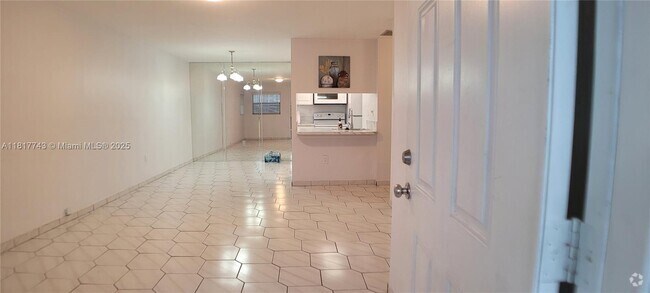 Building Photo - 15699 SW 73rd Cir Terrace Unit 1-2 Rental