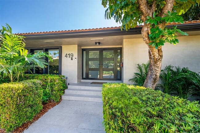 Photo - 419 Alamanda Dr