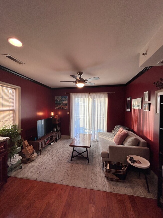 Photo - 916 N 29th St Unit 3rd.Fl.